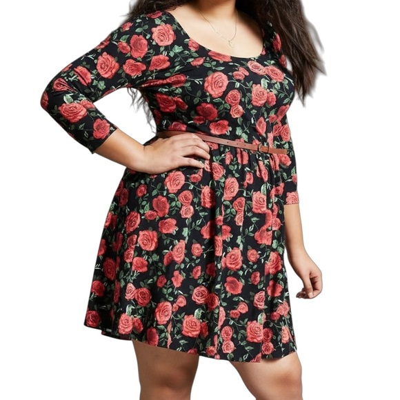 NEW•2X•Rosette Black & Red Fit & Flare Dress - Picture 2 of 8